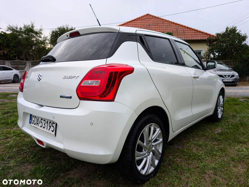 Suzuki Swift 1.2 Dualjet SHVS Premium Plus CVT - 3