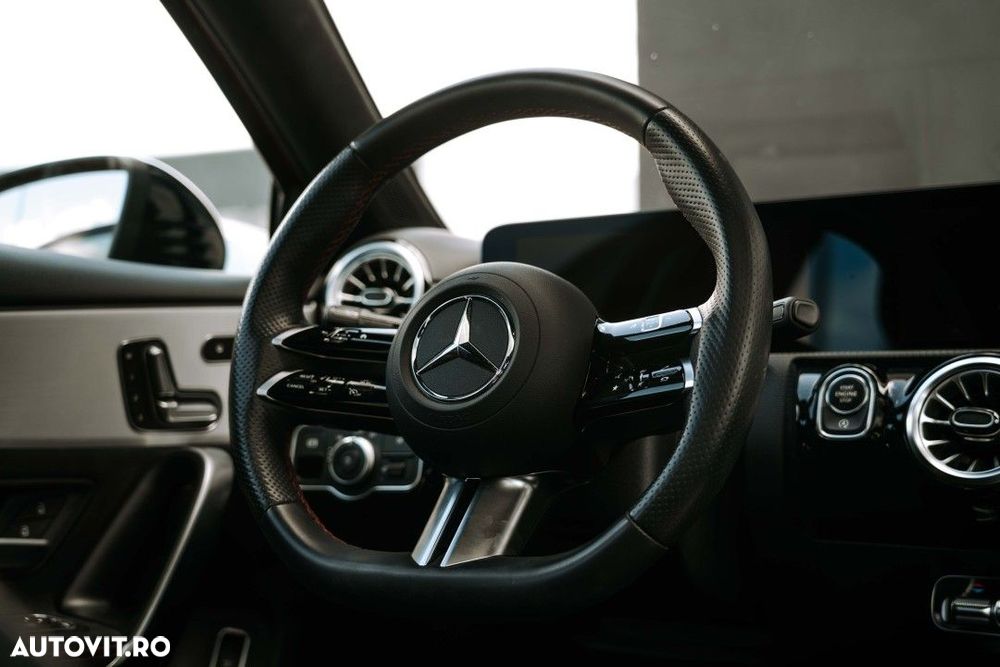 Mercedes-Benz A - 24