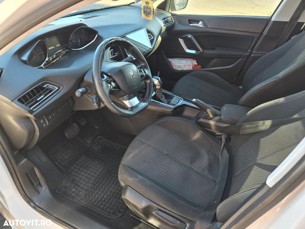 Peugeot 308 BlueHDi FAP 120 EAT6 Stop & Start Active - 12