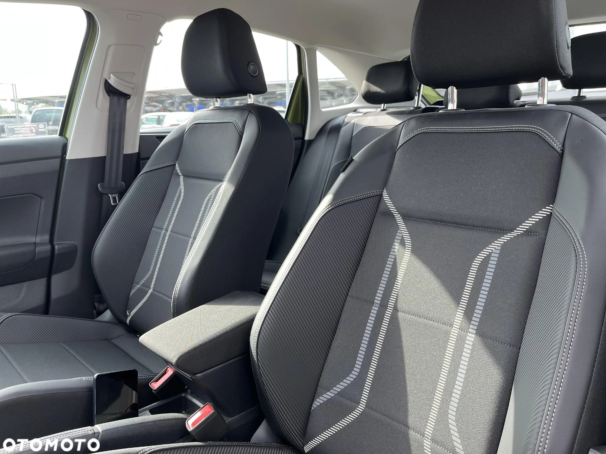 Volkswagen Taigo 1.0 TSI Style DSG - 12