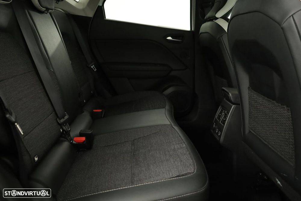 Renault Captur 1.0 TCe Techno Bi-Fuel - 24