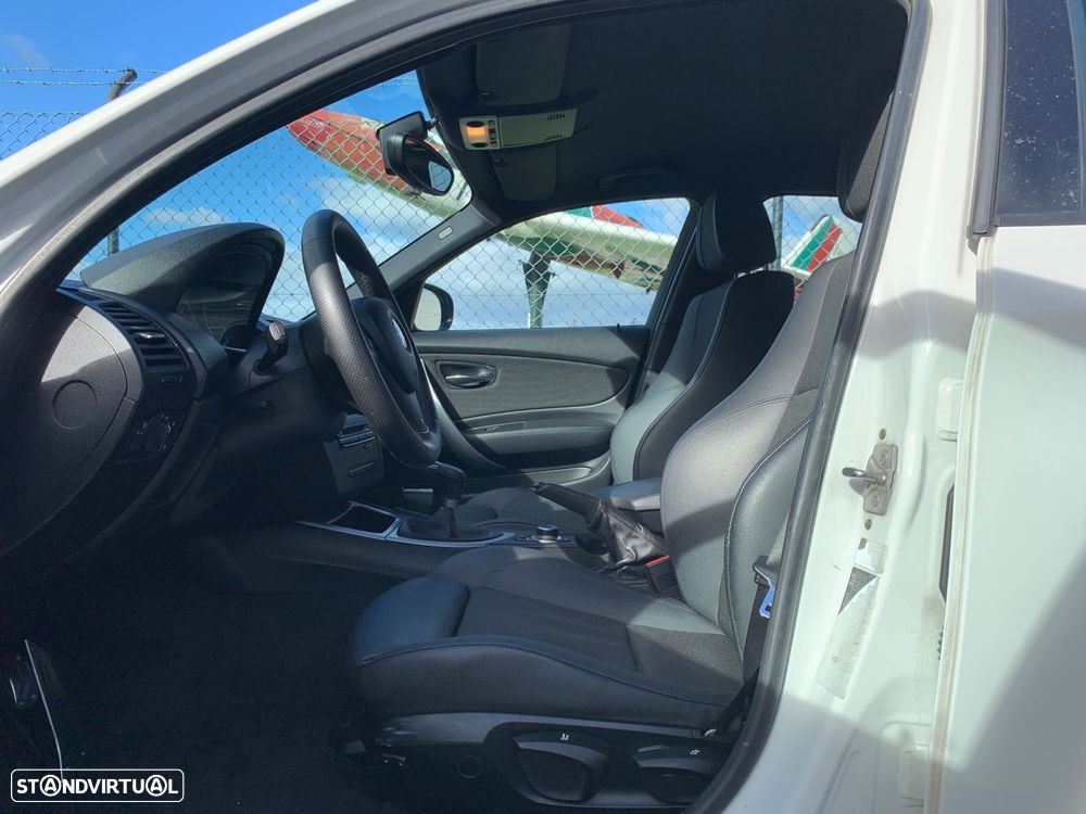 BMW 118 d Pack M - 10