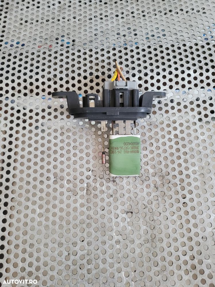 Rezistenta Trepte Ventilator Bord Aeroterma Habitaclu Renault Master An 2019-2020-2021-2022 Volan Stanga Dezmembrez Renault Master 3/4 An 2019-2020-2021-2022 2.3 Dci Cod Motor M9T F716 Bi-Turbo - 1