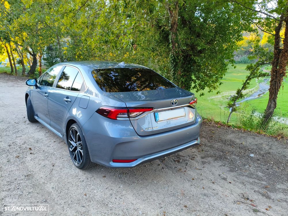 Toyota Corolla SD 1.8 Hybrid Luxury - 24