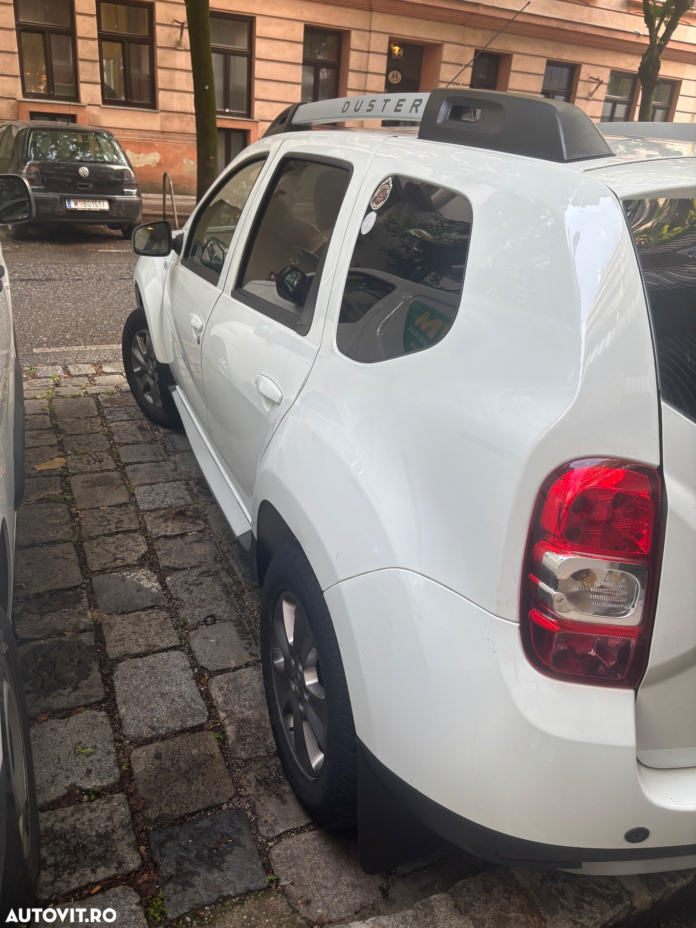 Dacia Duster 1.5 dCi 4x2 Laureate - 6