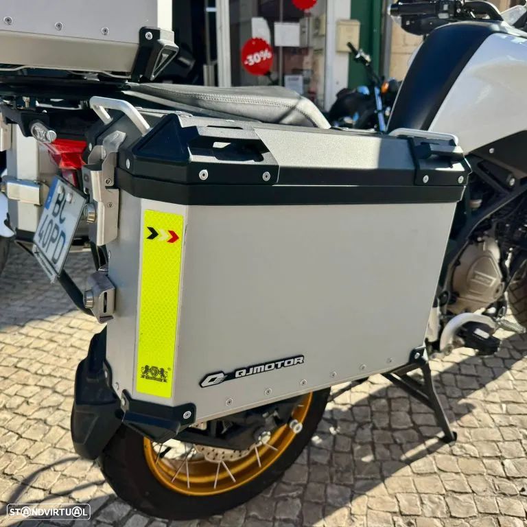 QJ Motor SRT 700X - 20