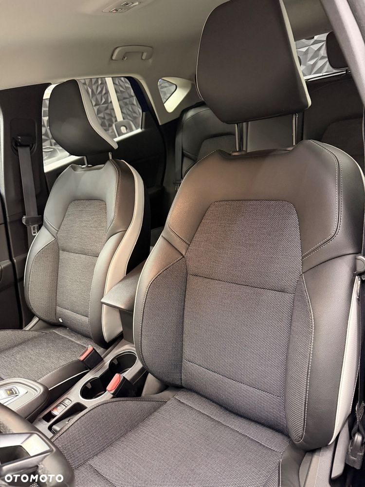 Renault Captur E-TECH 160 INTENS - 22