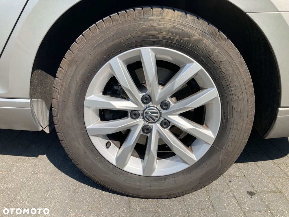 Volkswagen Passat 1.8 TSI BMT Comfortline - 26