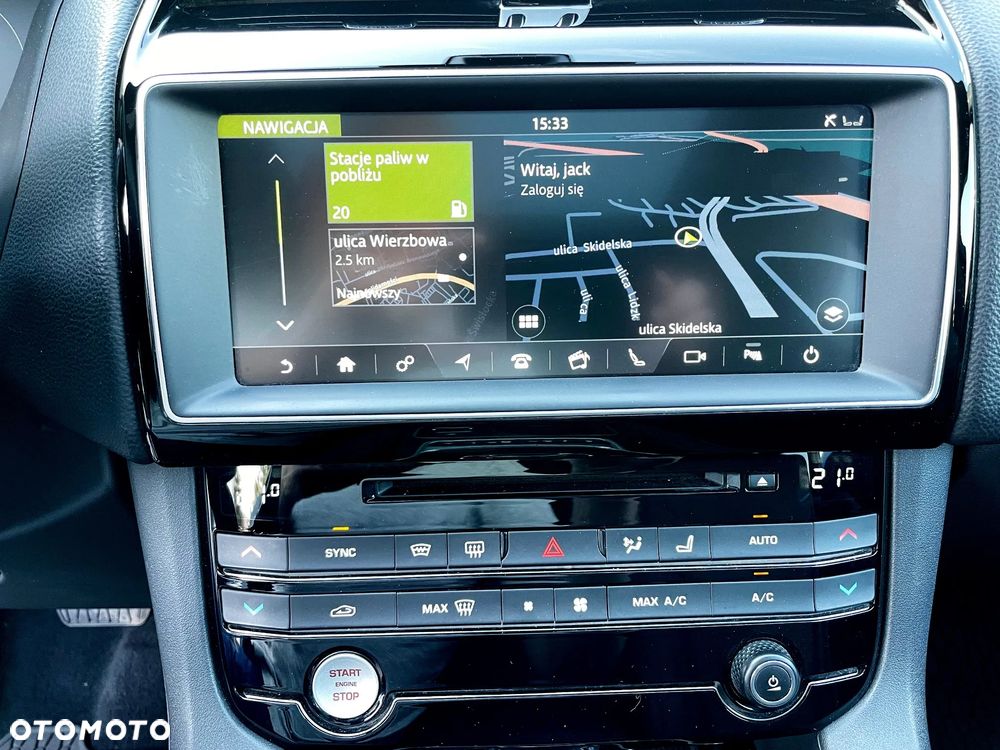 Jaguar F-Pace 35t AWD Prestige - 9