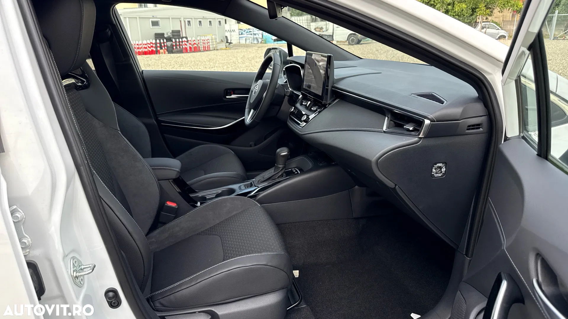 Toyota Corolla 1.8 HSD TS Exclusive - 3