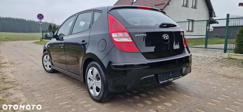 Hyundai i30 i30cw 1.4 UEFA EURO 2012 Edition - 15