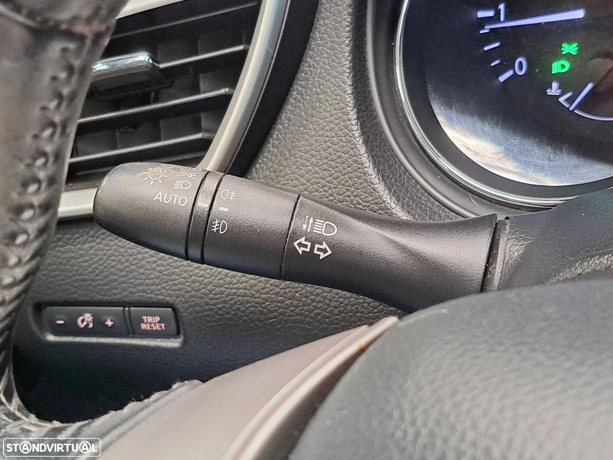 Nissan Qashqai 1.2 DIG-T N-Connecta - 6