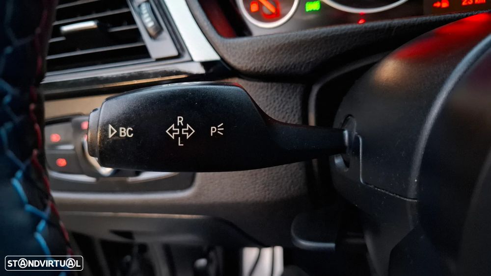 BMW 320 d Touring Auto Pack M - 47