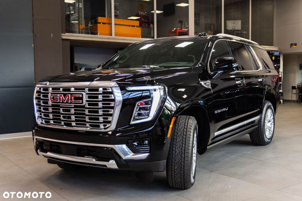 GMC Yukon - 3