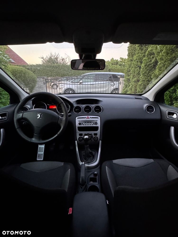 Peugeot 308 150 THP Premium - 4