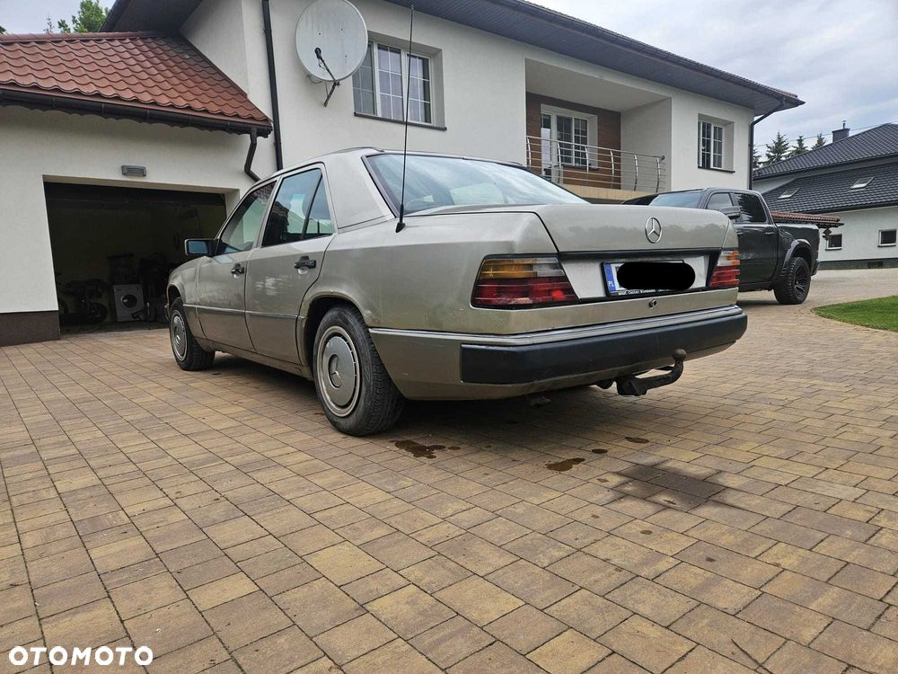 Mercedes-Benz W124 (1984-1993) - 5