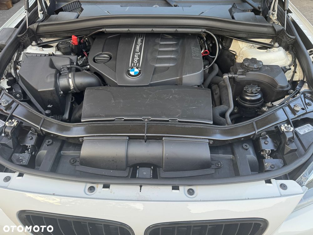 BMW X1 xDrive18d - 8