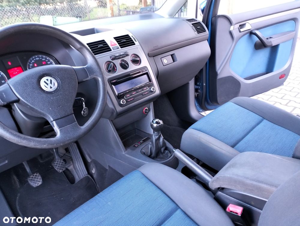 Volkswagen Touran 1.6 Trendline - 22