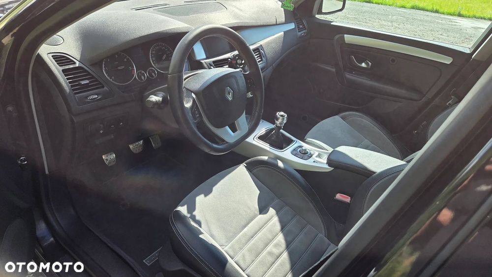 Renault Laguna - 11