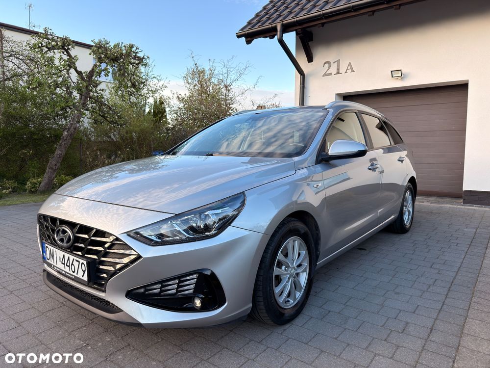 Hyundai i30 1.0 T-GDI Classic + - 16