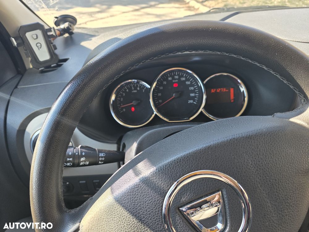 Dacia Lodgy ver-1-5-dci-laureate - 9