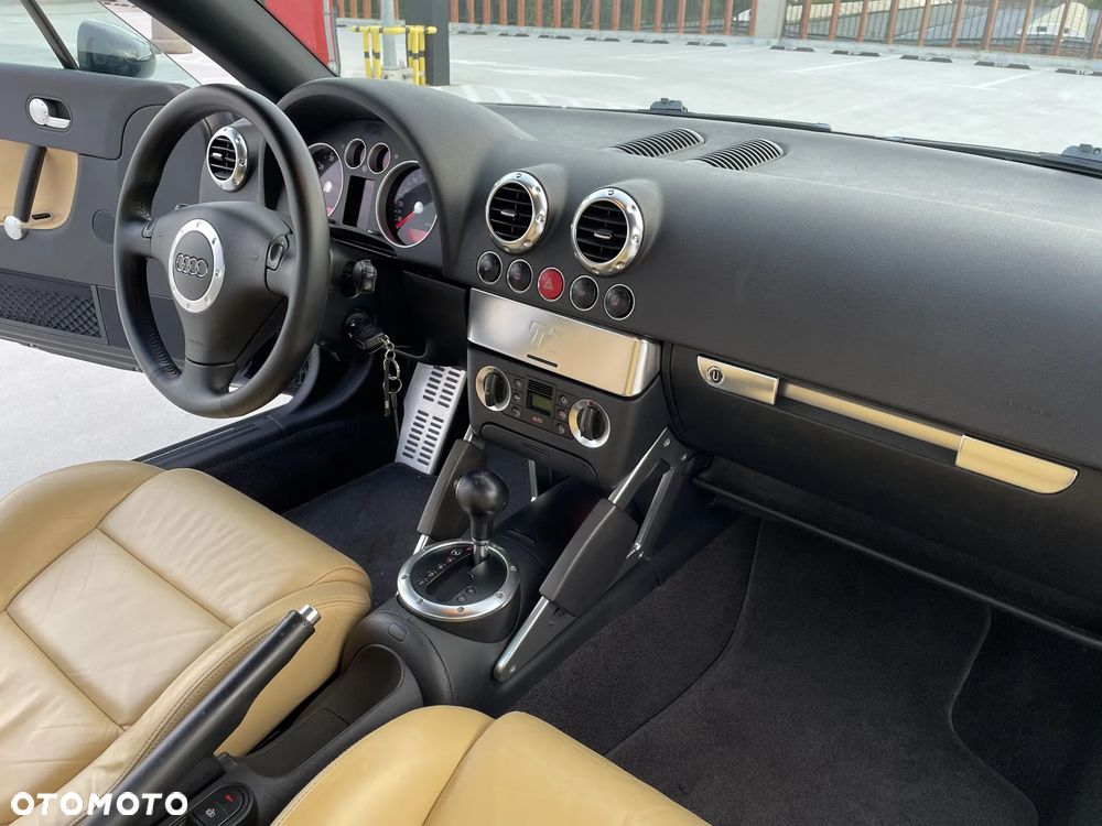 Audi TT Coupé - 19