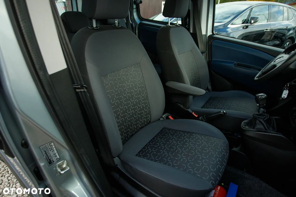 Fiat Doblo 1.4 16V Start&Stopp Dynamic Family - 33