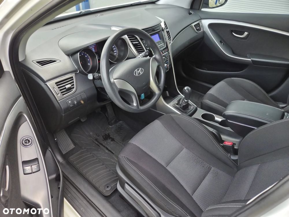 Hyundai i30 1.4 Trend - 11
