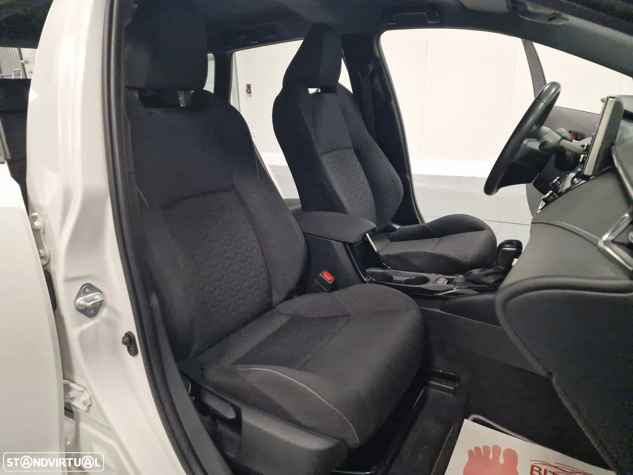 Toyota Corolla Touring Sports 1.8 Hybrid Comfort - 29