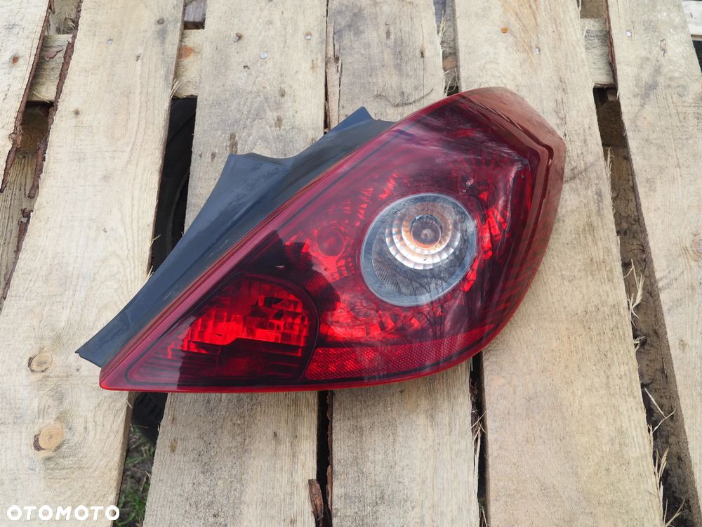 Lampa tył tylna prawa Opel Corsa D 3D 13242814 - 1