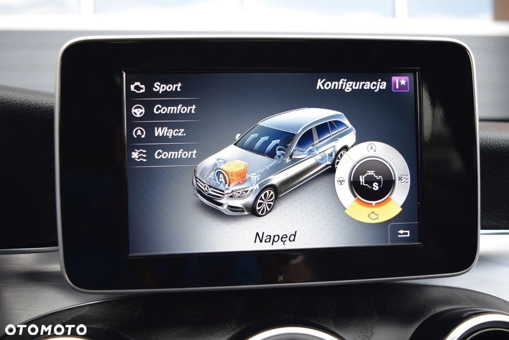 Mercedes-Benz Klasa C 200 9G-TRONIC AMG Line - 22