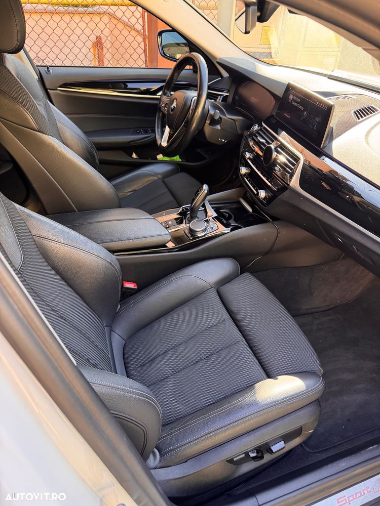 BMW Seria 5 520d Aut. - 14