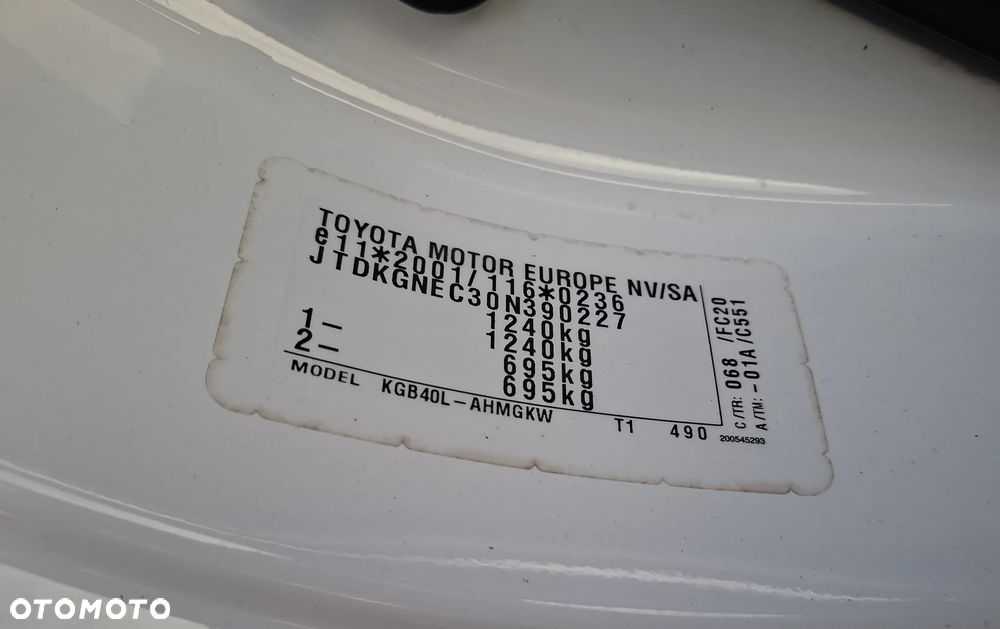 Toyota Aygo x-play connect - 28