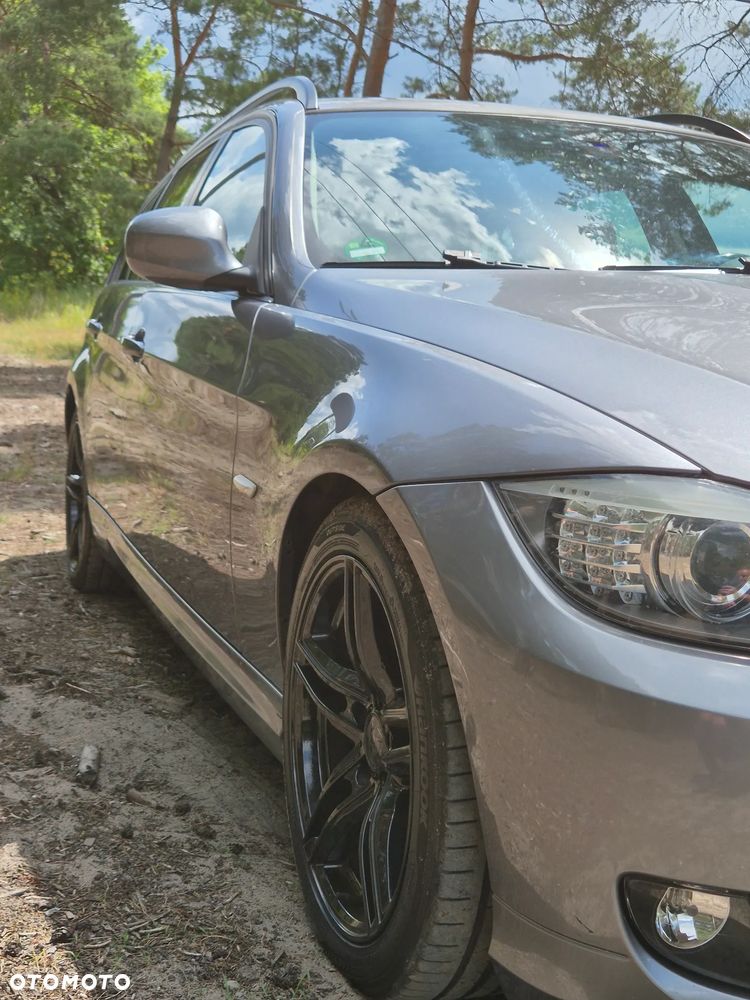 BMW Seria 3 320i - 8