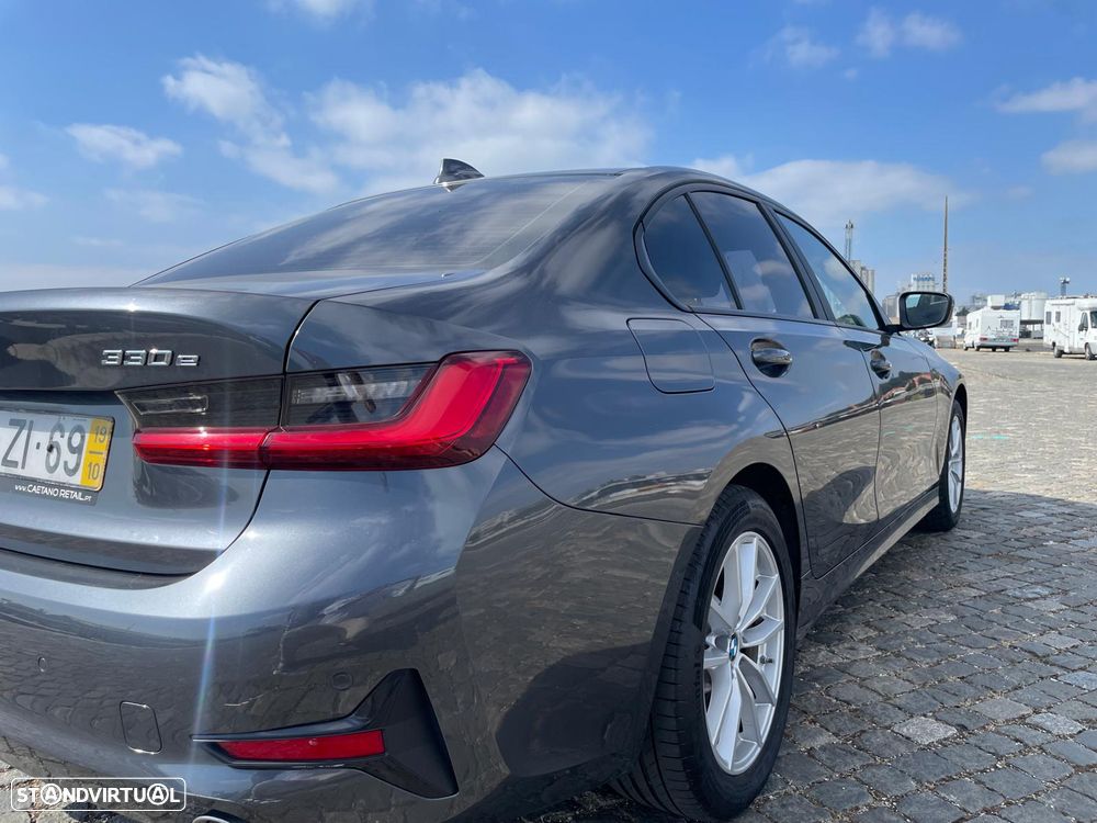 BMW 330 e iPerformance - 6