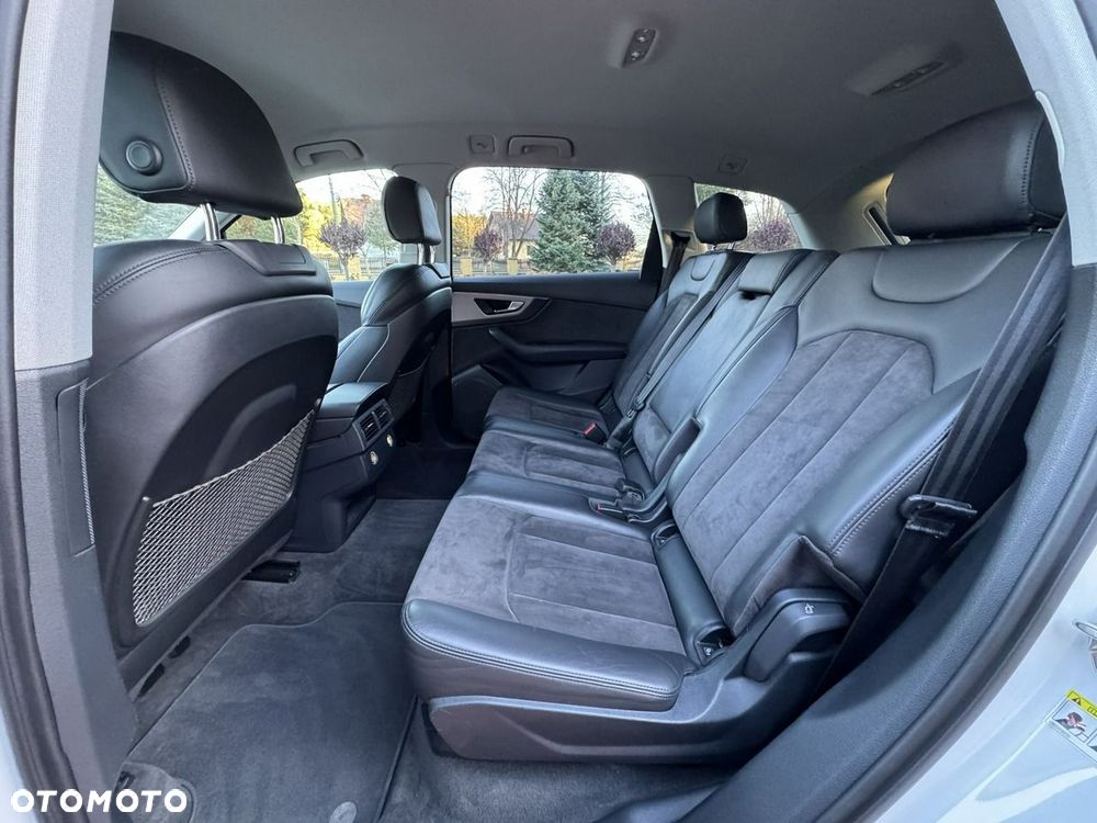 Audi Q7 - 34