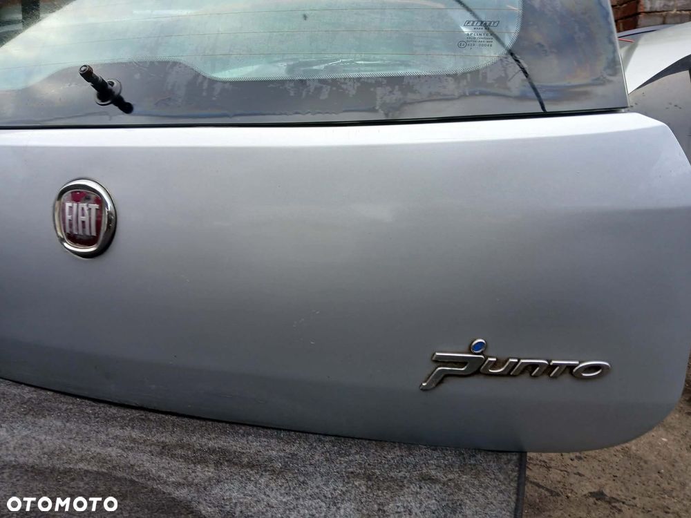 Fiat Grande Punto klapa bagażnika 3D kod lakieru 589/A - 4