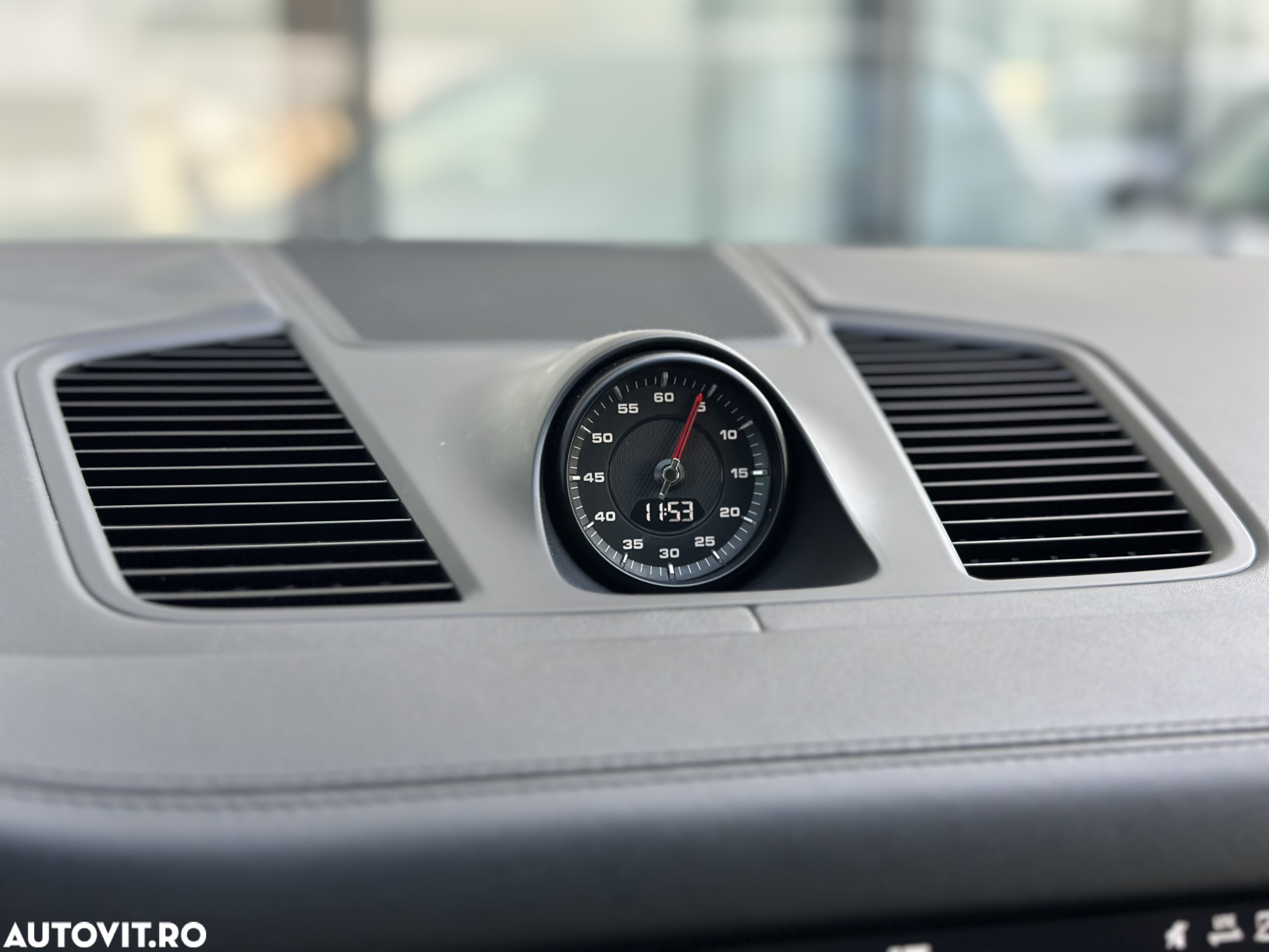 Porsche Cayenne Standard - 14