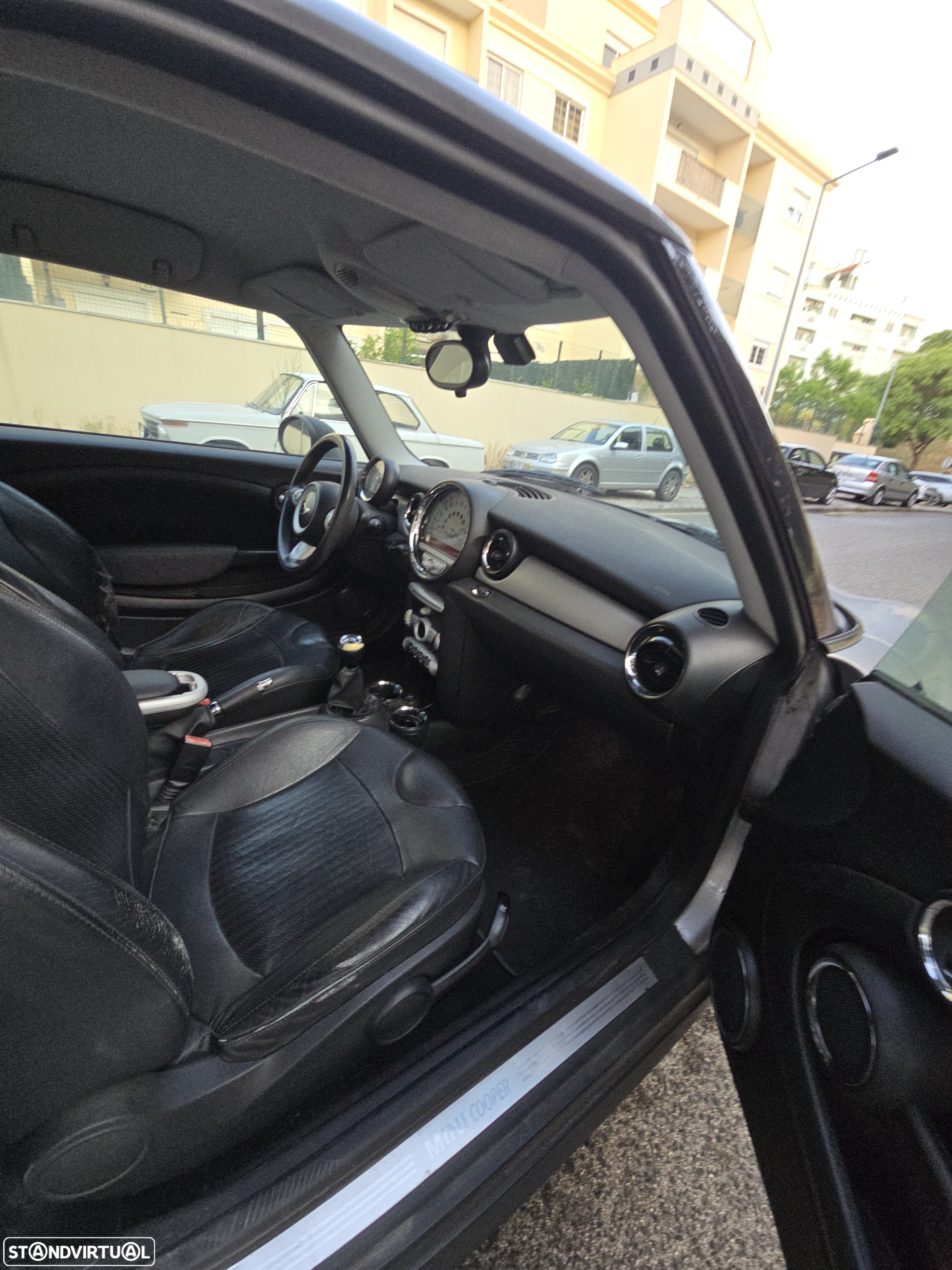 MINI 3 Portas Cooper D - 14
