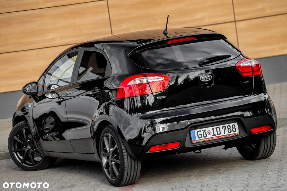 Kia Rio 1.2 Dream Team Edition - 14