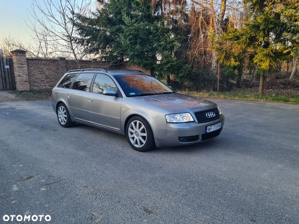 Audi A6 Avant - 1