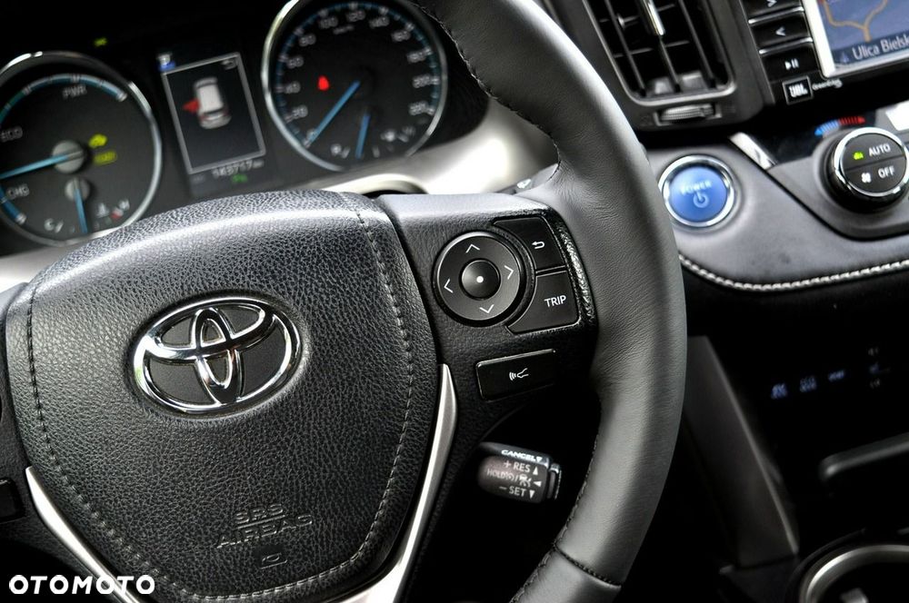 Toyota RAV4 - 25