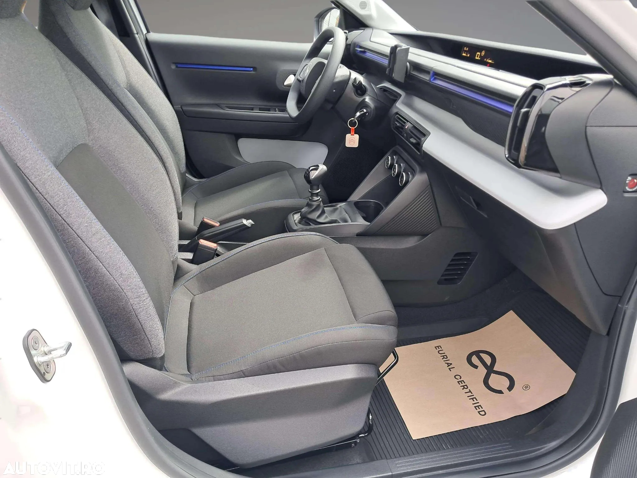 Citroën C3 1.2 PureTech 100 S&S BVM6 YOU! - 6