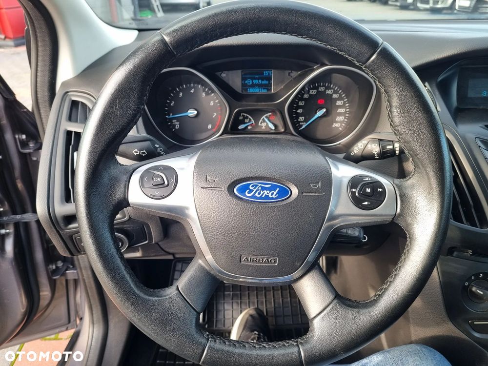 Ford Focus 1.6 Trend - 11