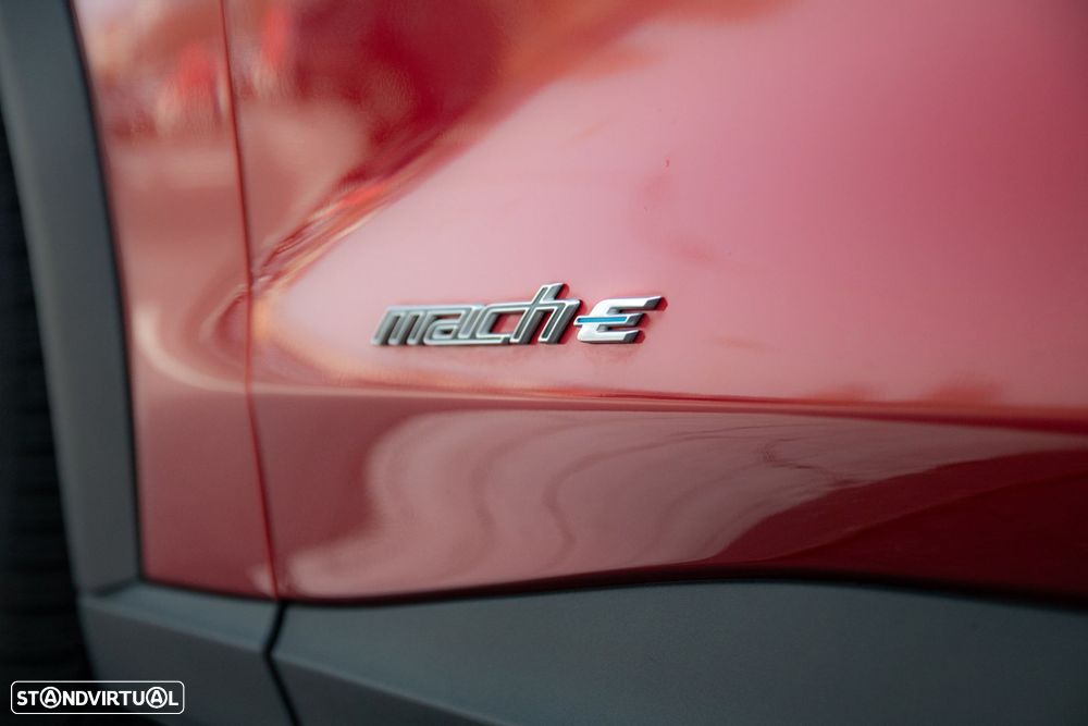 Ford Mustang Mach-E 75.7 kWh Premium AWD - 9