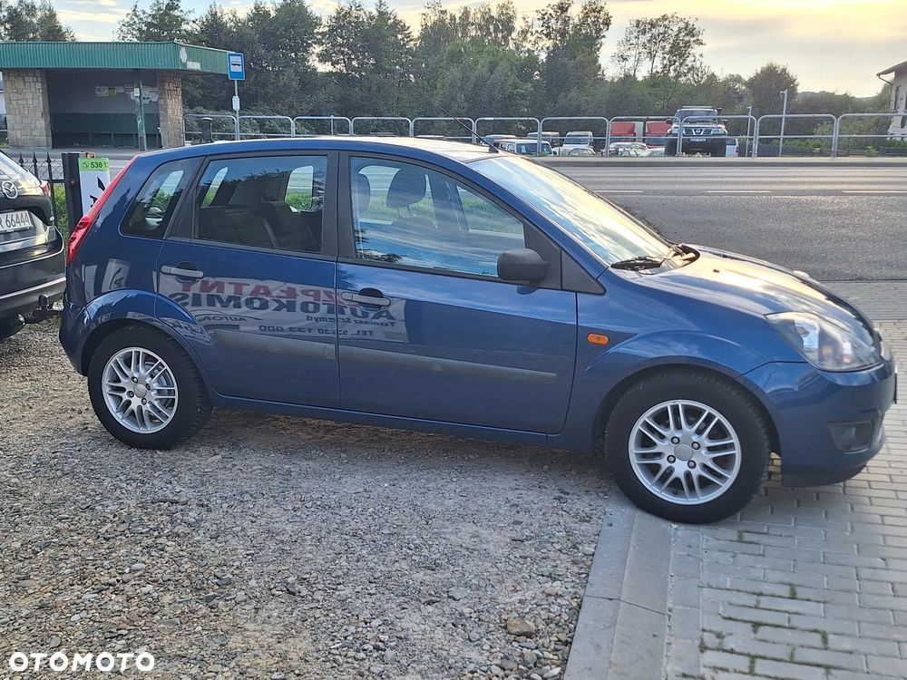 Ford Fiesta - 5