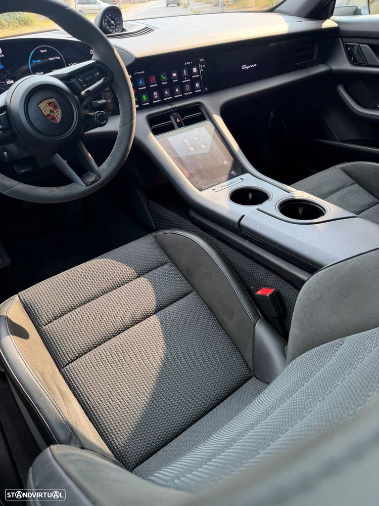 Porsche Taycan 4S Bateria Performance Plus - 22