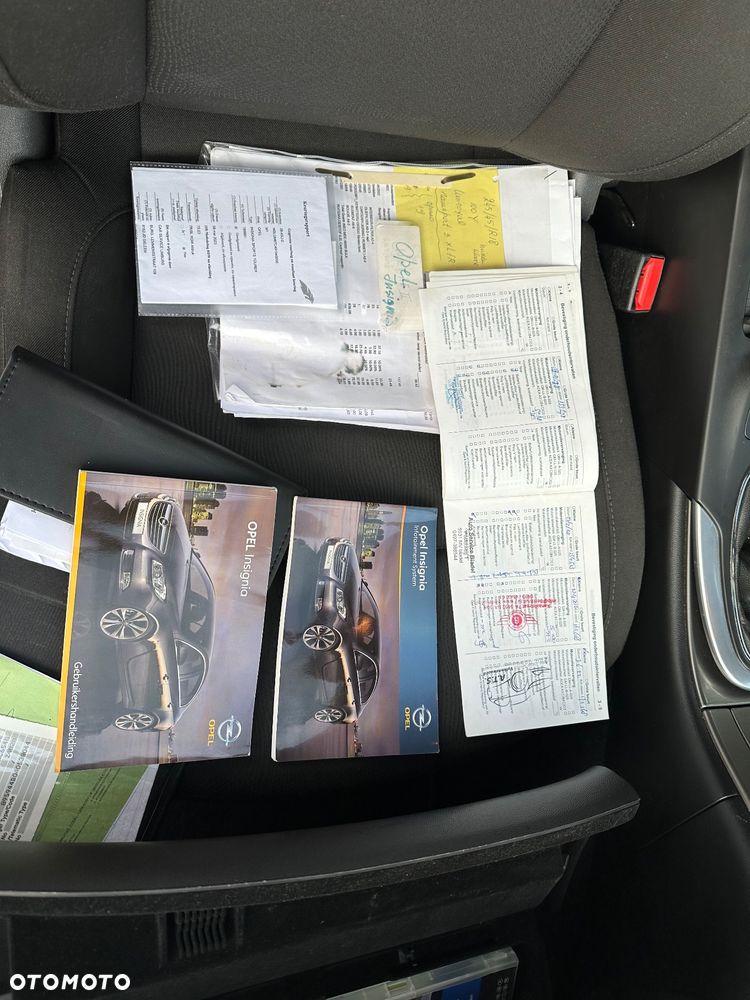 Opel Insignia 1.8 Sports Tourer - 25