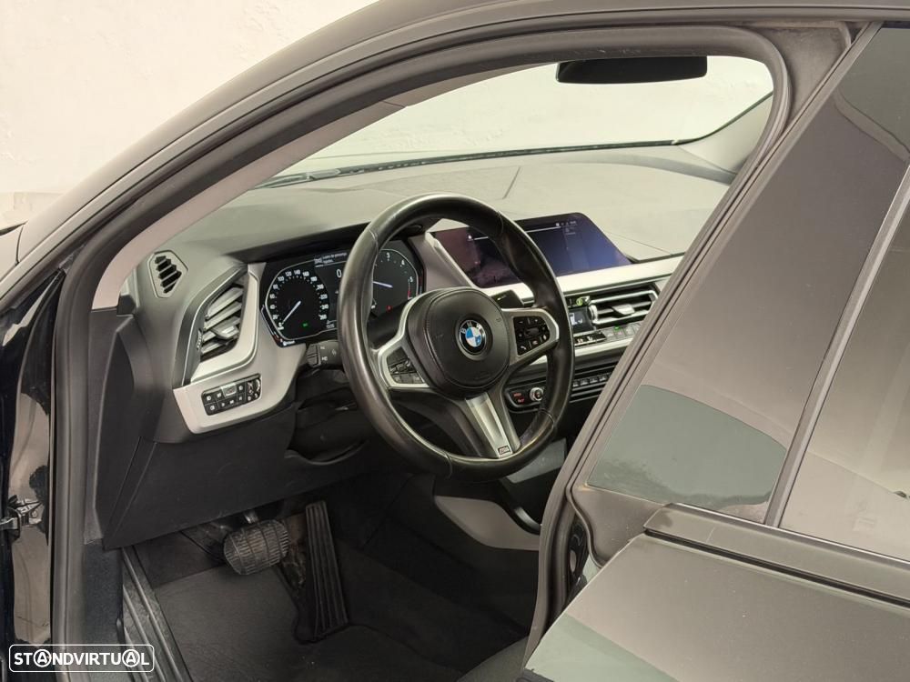 BMW 216 Gran Coupé d Aut. Advantage - 27