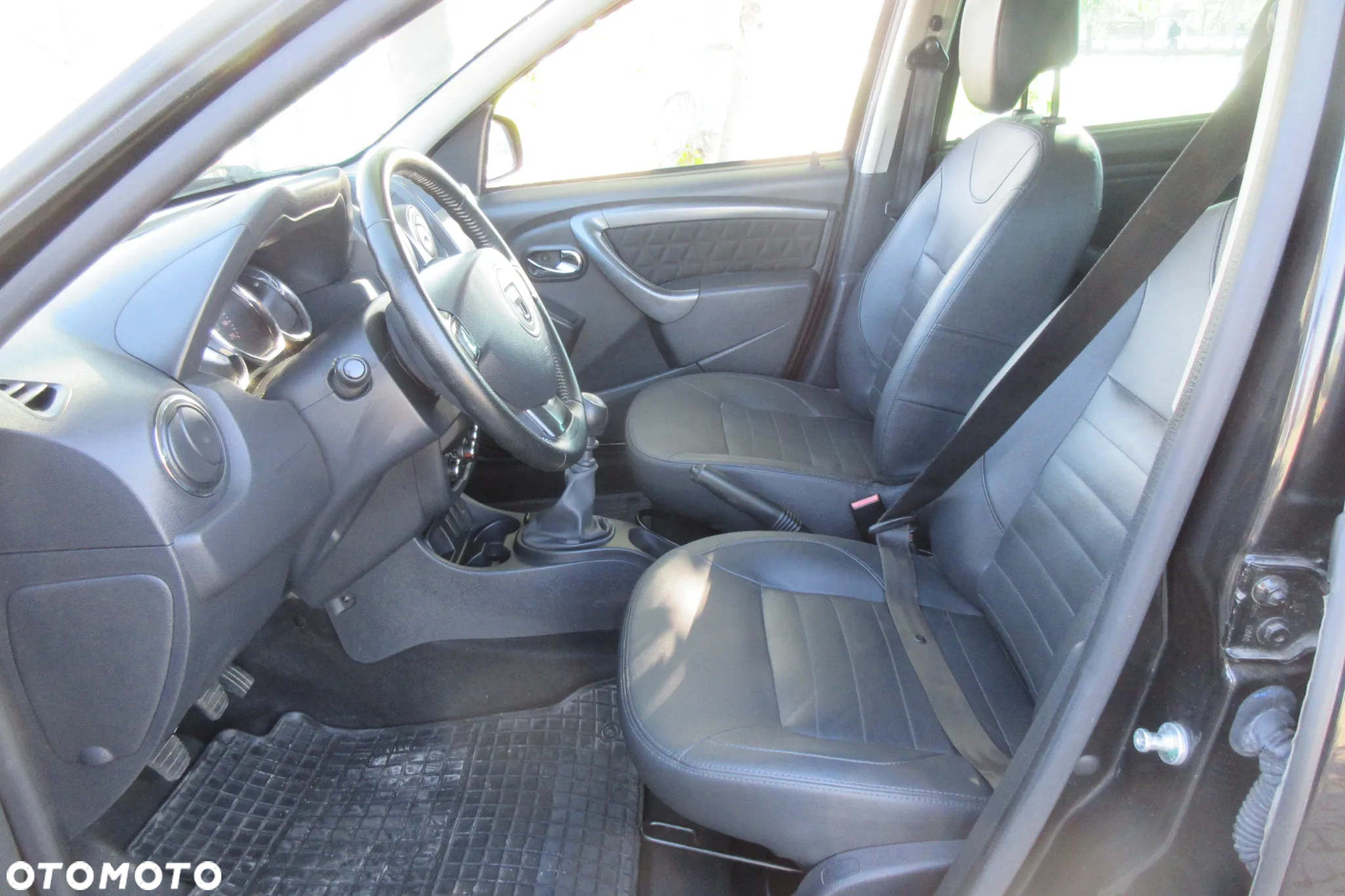 Dacia Duster 1.2 TCe Laureate - 20